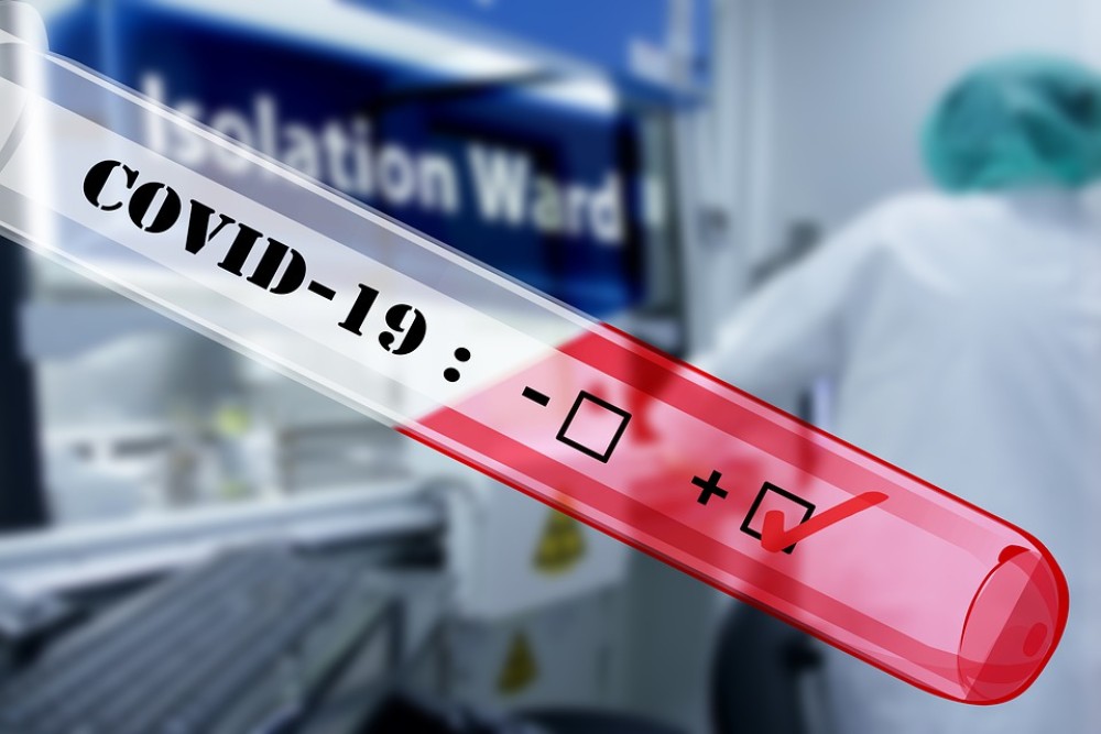 Ανεμβολίαστοι υγειονομικοί: Με PCR ή rapid test η επιστροφή τους