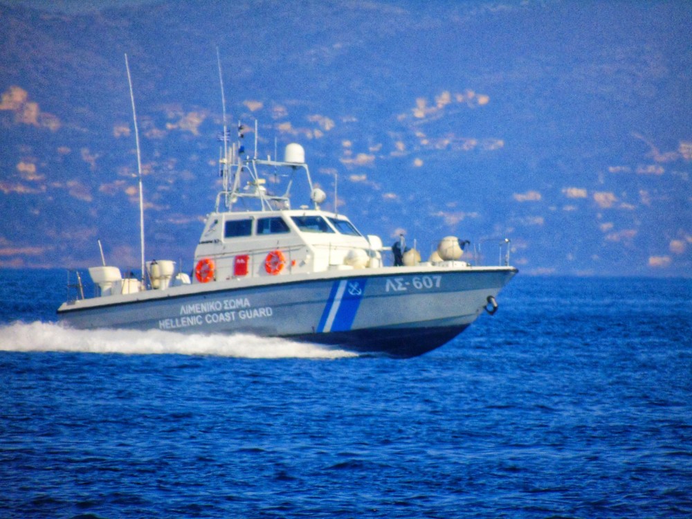 Στην Παλαιόχωρα Χανίων το αλιευτικό σκάφος με τους 430 μετανάστες