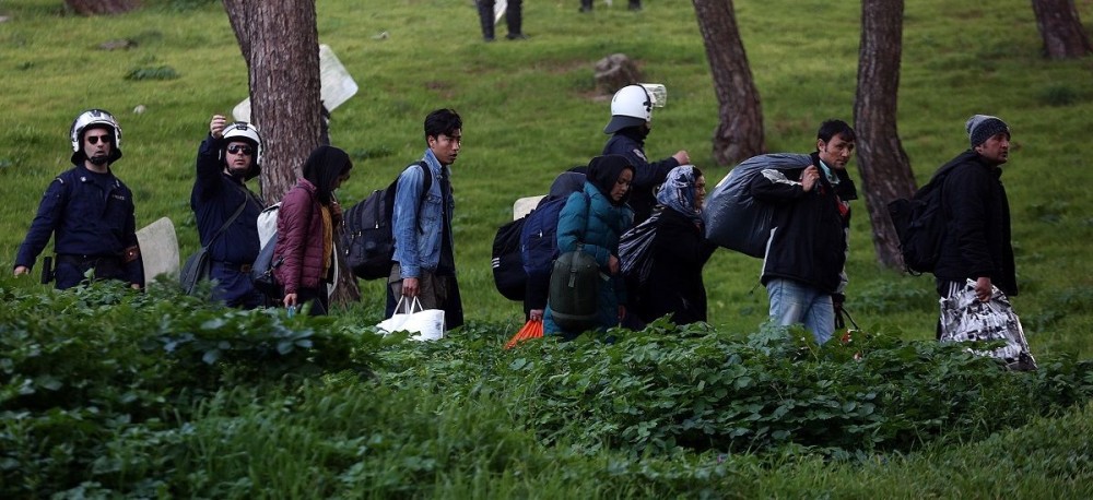 Η FAZ αποδομεί το Spiegel για την «μικρή Μαρία» και τους 38 μετανάστες στον Έβρο