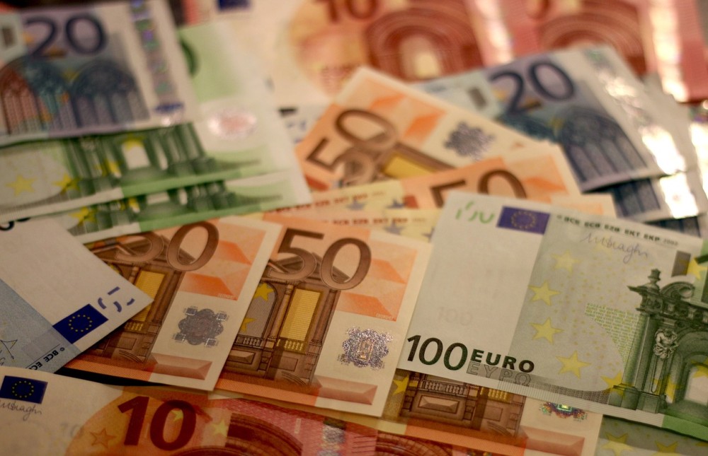 Οι πληρωμές της εβδομάδας από e-ΕΦΚΑ, ΔΥΠΑ, ΟΠΕΚΑ: Καταβάλλονται περισσότερα από 2 δισ. ευρώ