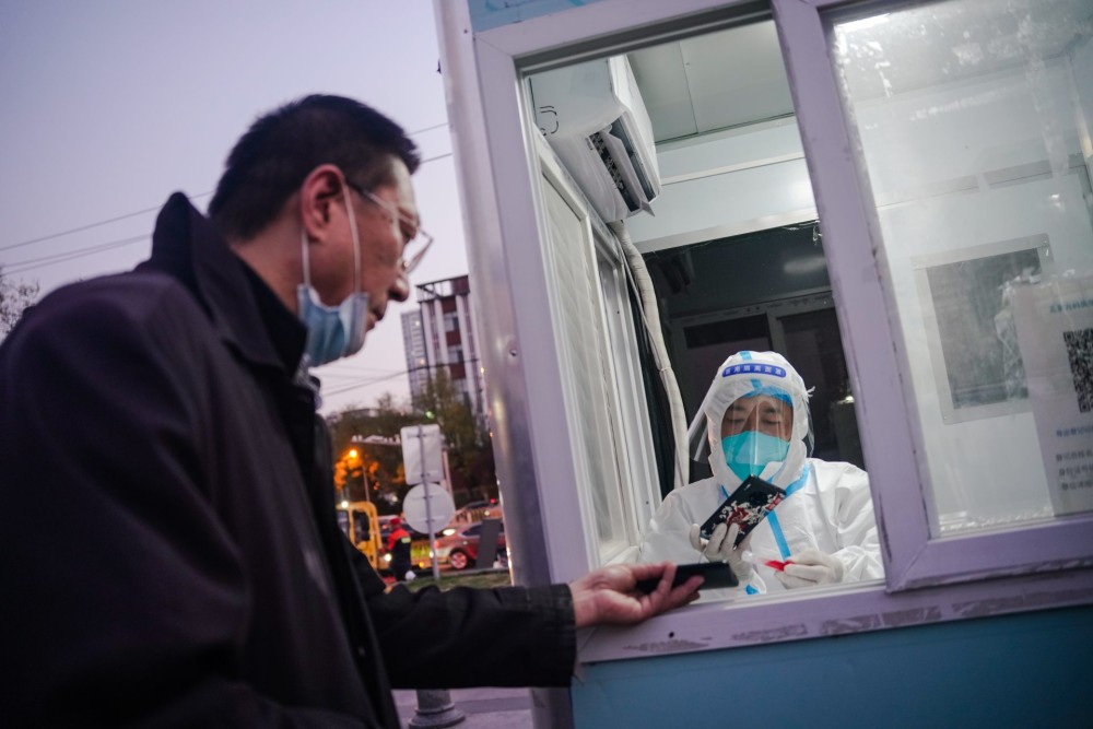 Και πάλι τηλεκπαίδευση και τηλεργασία στο Πεκίνο-Αυξάνονται τα κρούσματα κορωνοϊού