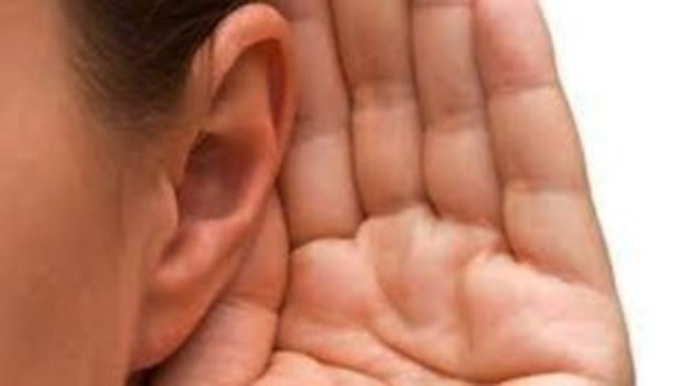 Αμερικανική έρευνα: Kινδυνεύουν με απώλεια ακοής 1 δις νέοι παγκοσμίως λόγω των ακουστικών και της δυνατής μουσικής
