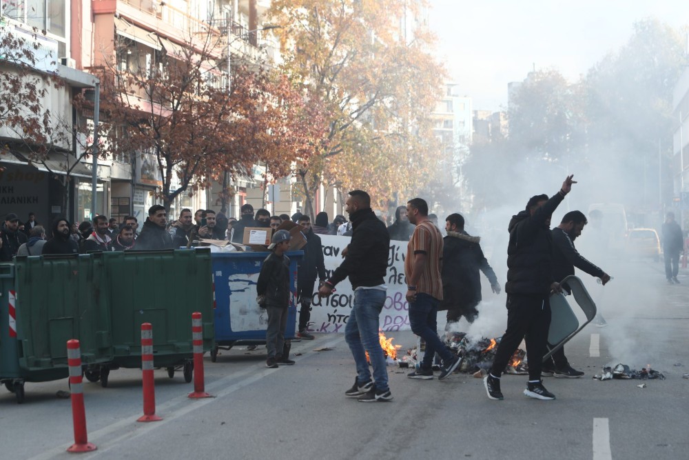 Πυροβολισμός 16χρονου: Ολονύχτια ένταση στη Θεσσαλονίκη-Τραυματίστηκε ο διοικητής της ΟΠΚΕ στο Μενίδι
