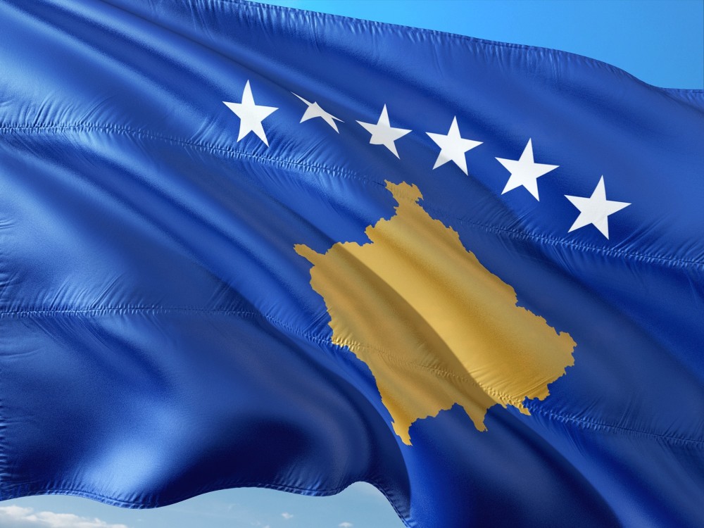Επίσημο αίτημα για την ένταξη στην ΕΕ υπέγραψε η πολιτική ηγεσία του Κοσόβου