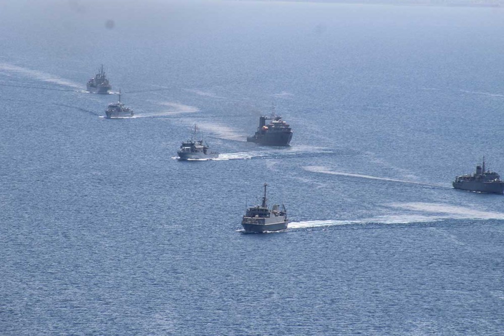 Το Πολεμικό Ναυτικό των ΗΠΑ αναχαίτισε αλιευτικό σκάφος που μετέφερε λαθραία πυρομαχικά   