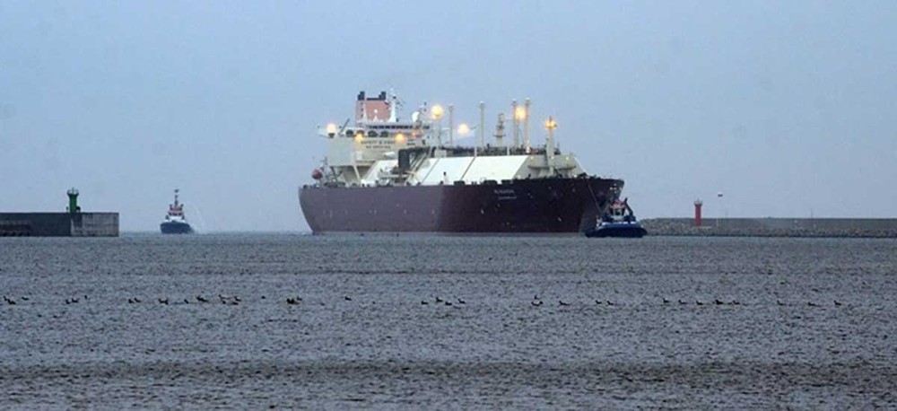 Μποτιλιάρισμα τάνκερ με ρωσικό πετρέλαιο στο Βόσπορο &#8211; 20 δεξαμενόπλοια κάνουν ουρά για να διαπλεύσουν το Στενό