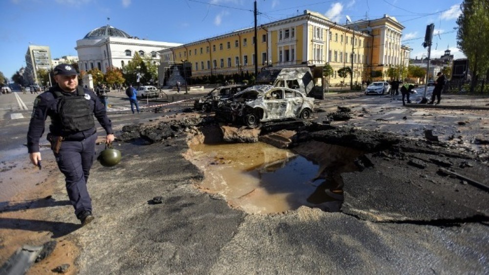 Νέες «εκρήξεις» στο κέντρο του Κιέβου