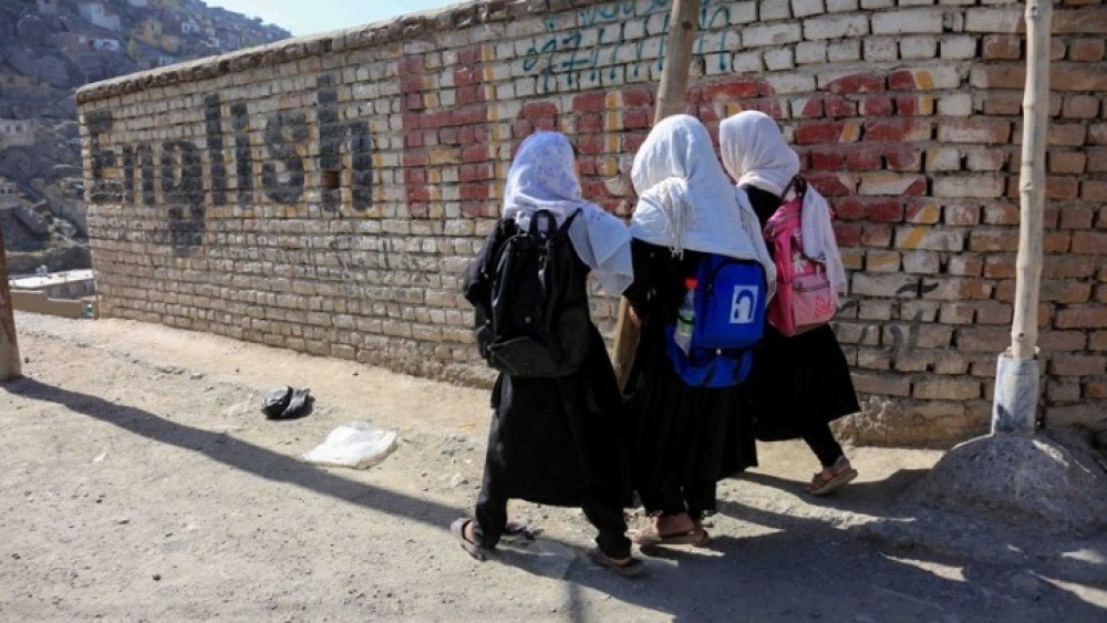 ΜΚΟ στο Αφγανιστάν συνεδριάζουν μετά την απαγόρευση να εργάζονται με γυναίκες