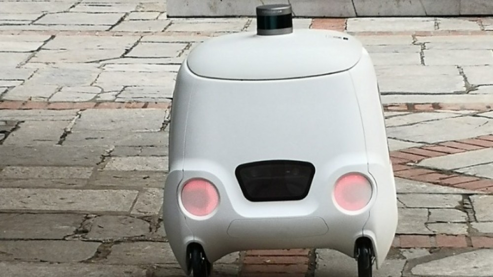 Τρίκαλα: Η 1η πόλη στην Ευρώπη που κυκλοφορεί αυτόνομα ρομπότ μεταφορών