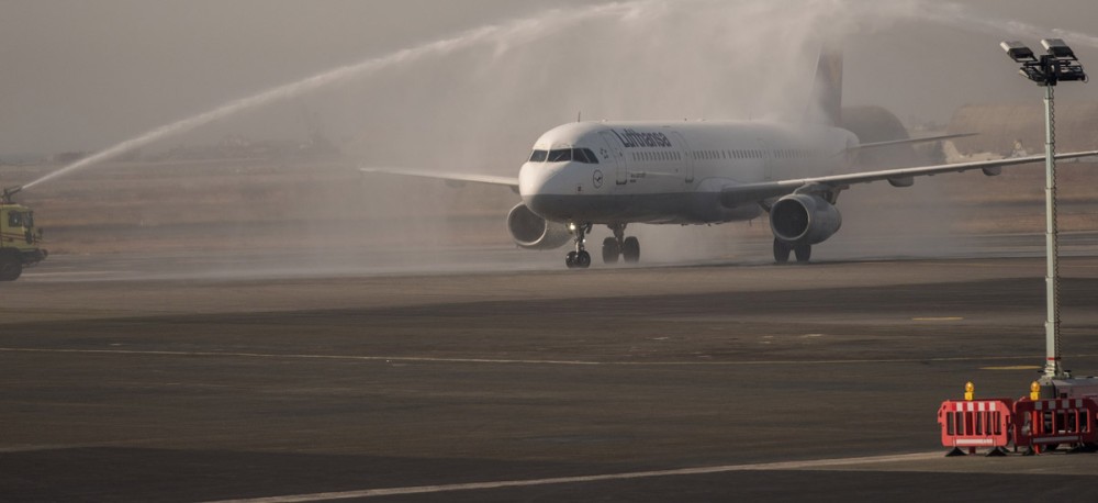 «Λαχτάρησαν» 100 επιβάτες αεροπλάνου στο Σίδνεϊ λόγω βλάβης εν πτήση