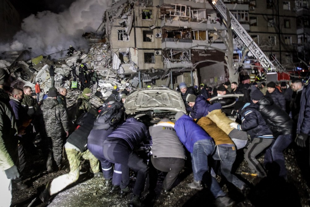 Ουκρανία: Σοκ από το σκληρό χτύπημα-Στους 20 οι νεκροί στο Ντνίπρο