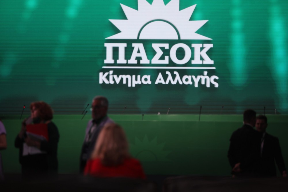 Νέα αποχώρηση από το κόμμα του Ανδρουλάκη: Για «διολίσθηση» της ηγεσίας μιλά ο  Απ. Σπυρόπουλος