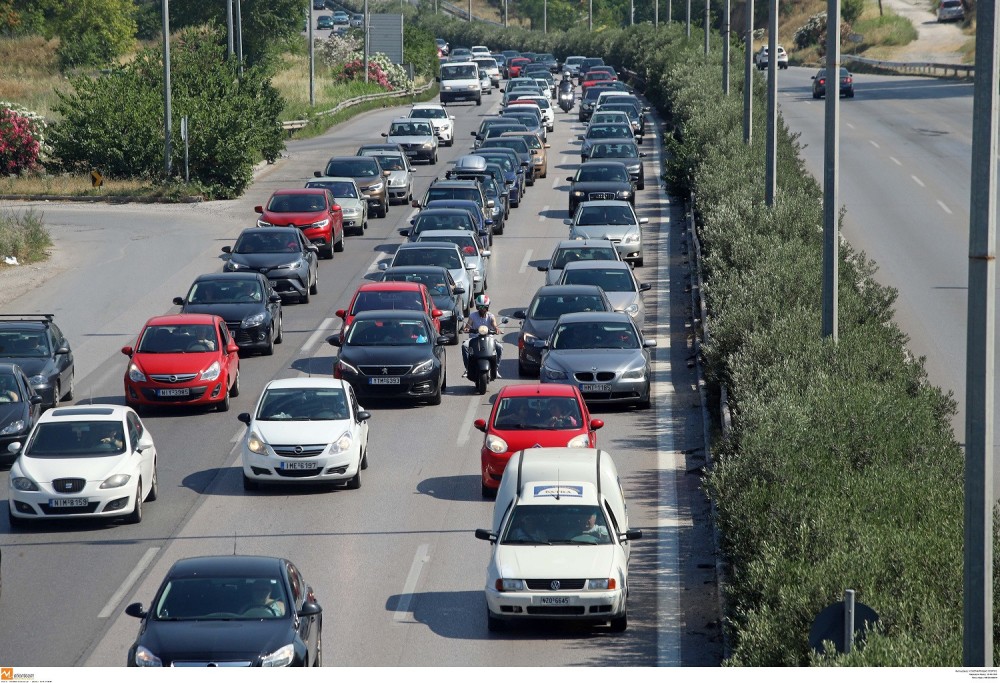 Οι ευρωπαίοι πολίτες επιλέγουν το αυτοκίνητό τους αντί τα Μέσα Μαζικής Μεταφοράς