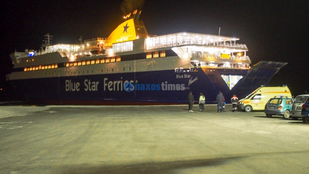 Τραγωδία στο Blue Star Naxos: Πέθανε 77χρονος επιβάτης (vid)