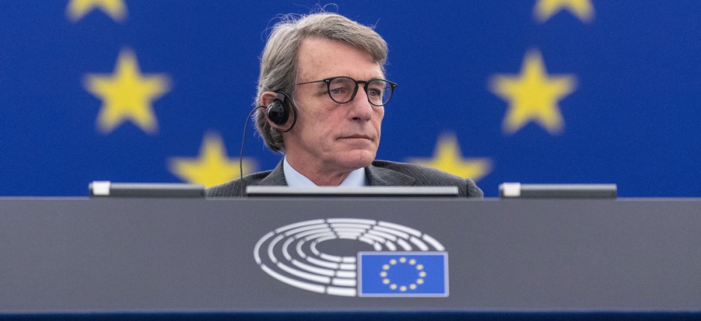 Sassoli σε θεσμούς της ΕΕ: «Δείξτε θάρρος για το σχέδιο ανάκαμψης»