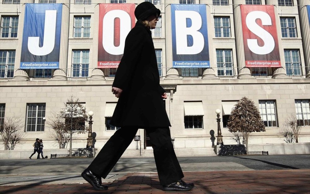 ΗΠΑ: Μείωση-ρεκόρ κατά 20,2 εκατ. οι θέσεις μισθωτής εργασίας στον αμερικανικό ιδιωτικό τομέα