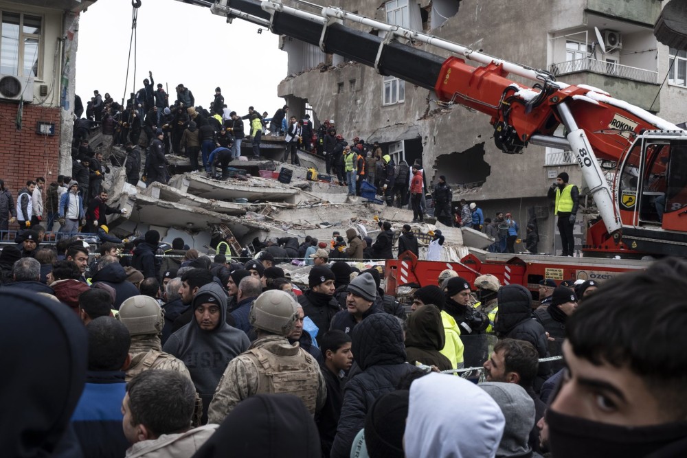 Σεισμός στην Τουρκία: Ξεπέρασαν τους 11.000 οι νεκροί &#8211; Σε απόγνωση οι πολίτες