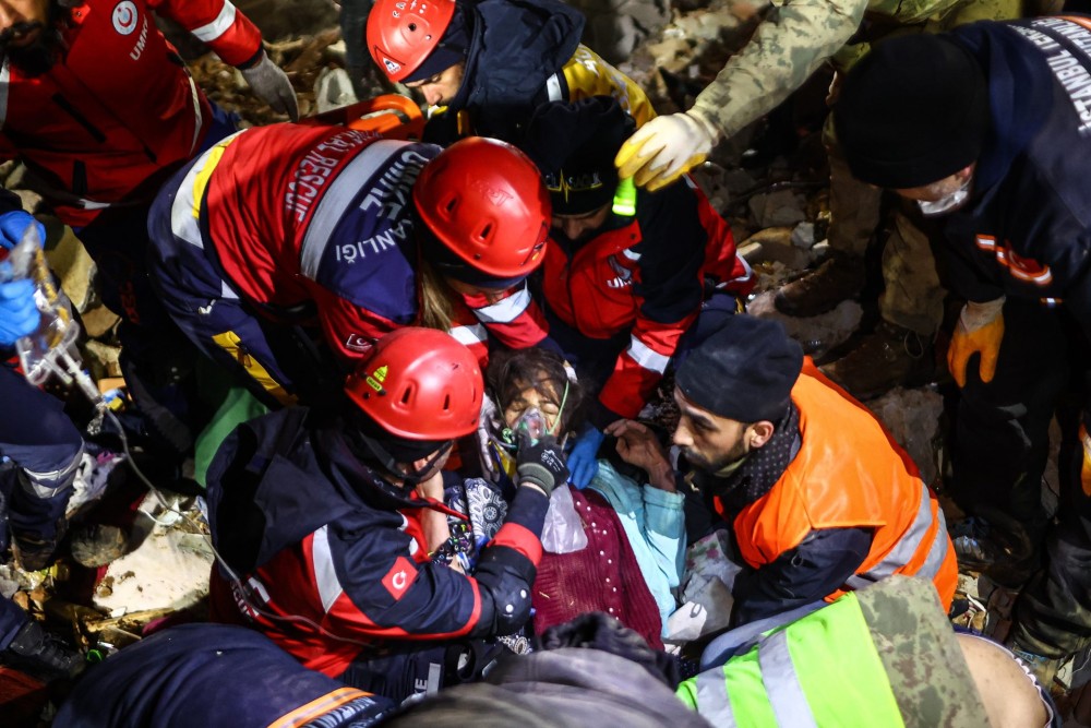 Σεισμός στην Τουρκία: Θαύματα στα ερείπια 122 ώρες μετά- Δύο γυναίκες ανασύρθηκαν ζωντανές 