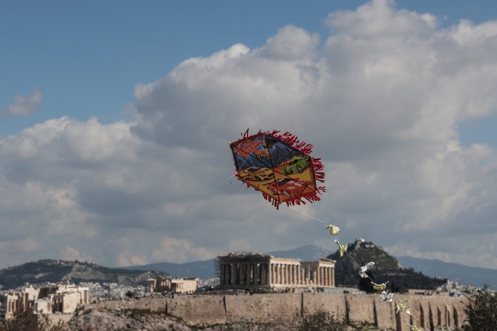 Σε αποκριάτικους ρυθμούς η Αθήνα από 16 Φεβρουαρίου-Όλες οι εκδηλώσεις