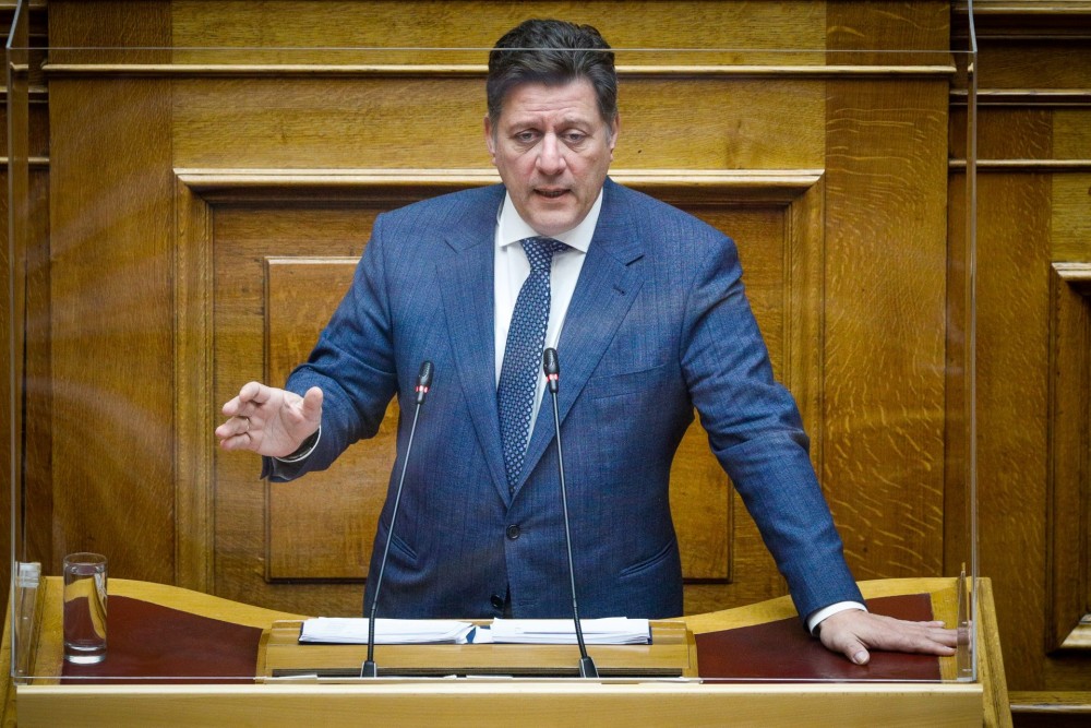 Νέα αντιπαράθεση στη Βουλή-Βαρβιτσιώτης προς ΣΥΡΙΖΑ: Ακυρώνετε την κοινοβουλευτική δημοκρατία