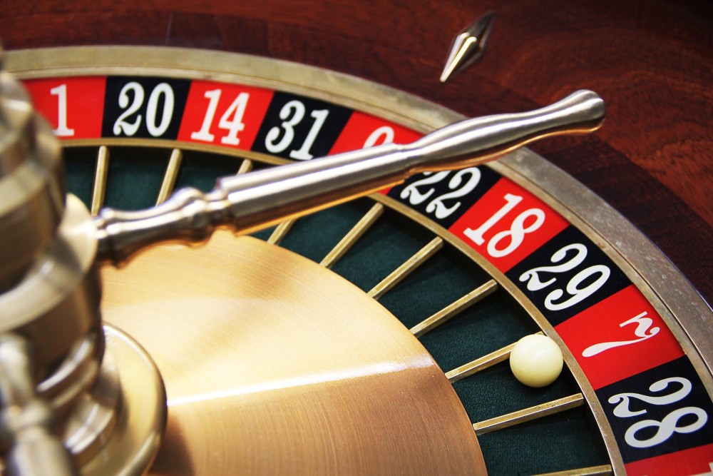 KEΘΕΑ: Επαναλειτουργεί η Γραμμή Βοήθειας 1114 για την εξάρτηση από τυχερά παιχνίδια