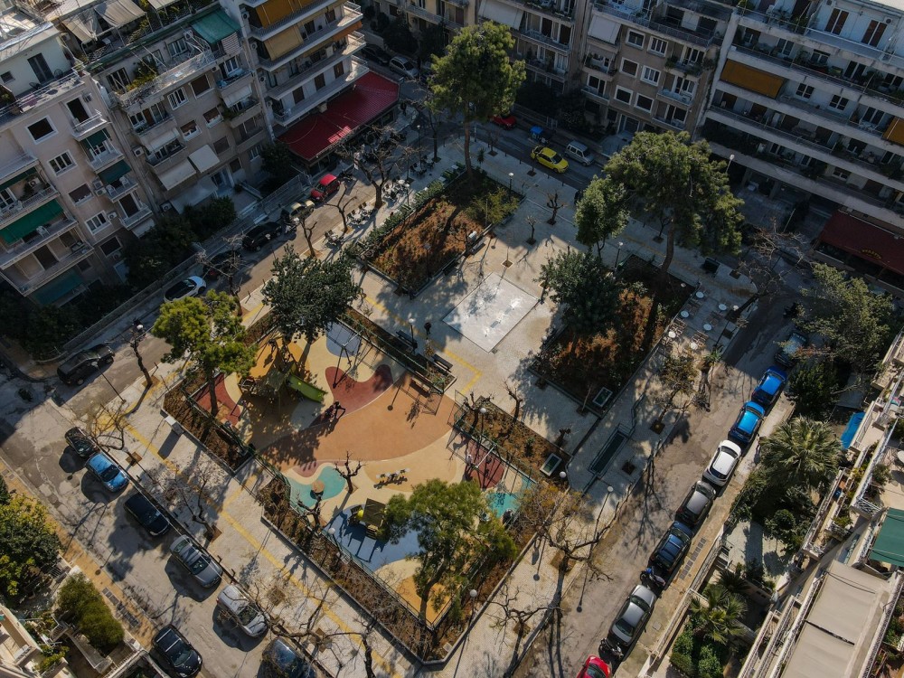 Δήμος Αθηναίων: Ολοκληρώθηκε η ανάπλαση της ιστορικής πλατείας Καλλιγά