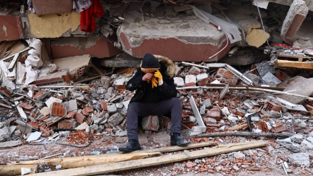 Σβήνουν οι ελπίδες για τον εντοπισμό επιζώντων σε Τουρκία και Συρία &#8211; Στους 17.500 οι νεκροί