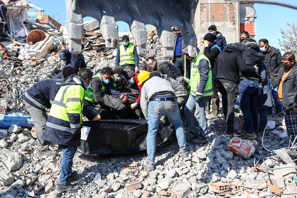 Ανθρωπιστική βοήθεια στέλνει η Μυτιλήνη στους Τούρκους σεισμόπληκτους