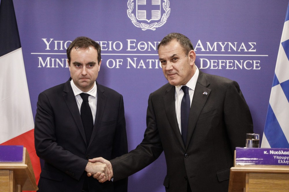 Συνάντηση Παναγιωτόπουλου-Λεκορνί: Ορόσημο για τις σχέσεις Ελλάδας, Γαλλίας η αμυντική συμφωνία
