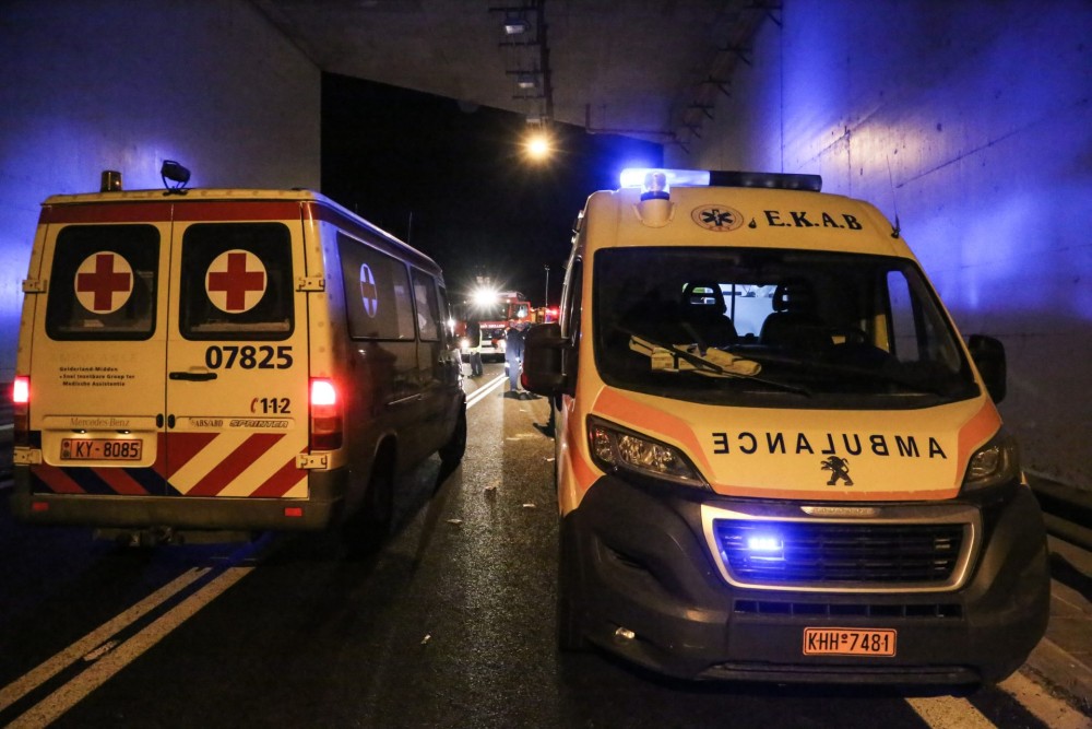 Τραγωδία στα Τέμπη: Στα νοσοκομεία με τους τραυματίες ο Πλεύρης-Στο ΑΧΕΠΑ η Γκάγκα