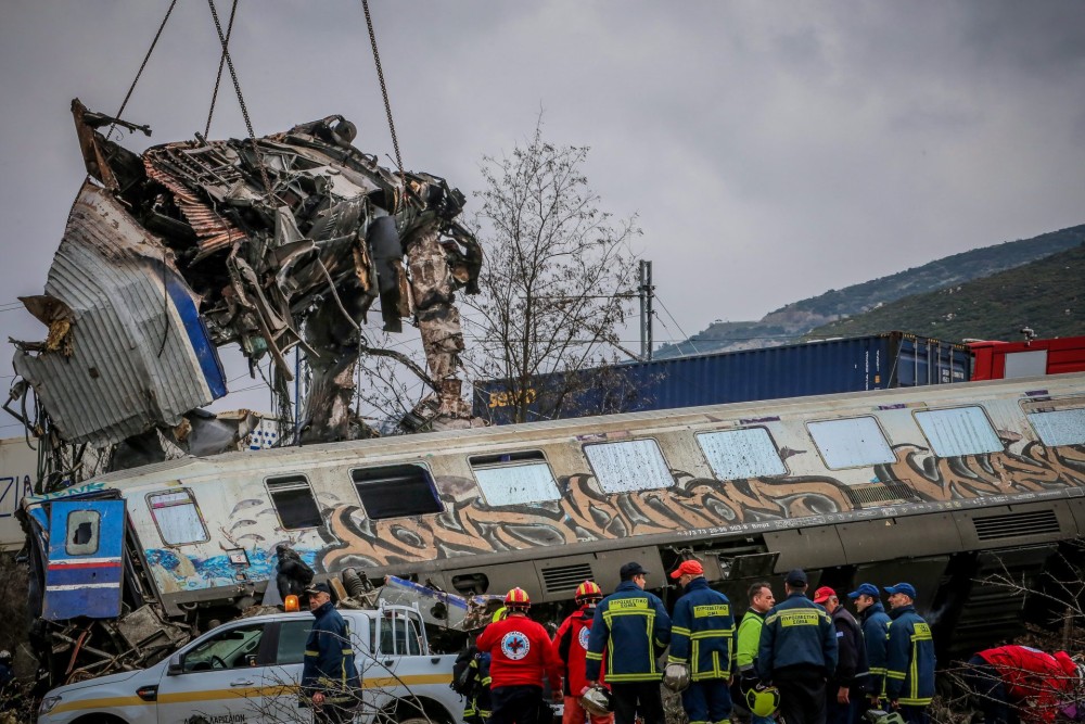Θερμά συλλυπητήρια από τον πρόεδρο της Γερμανίας στην Σακελλαροπούλου για την τραγωδία στα Τέμπη