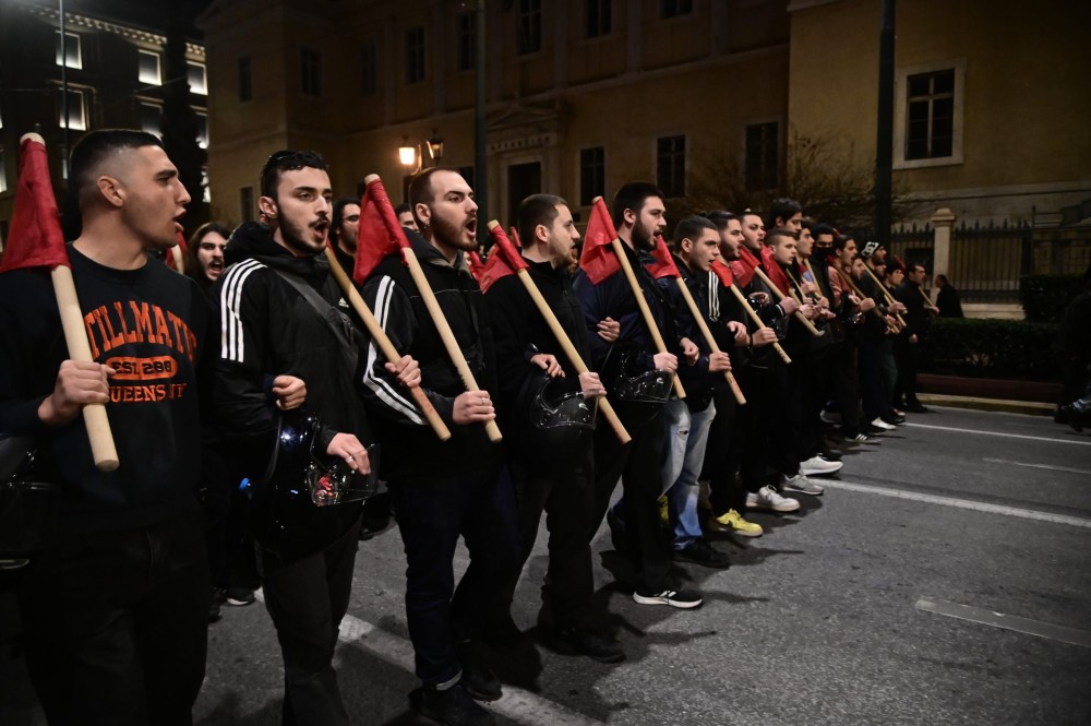 Τραγωδία στα Τέμπη: Διαμαρτυρία στο Σύνταγμα &#8211; Κλειστό το κέντρο της Αθήνας