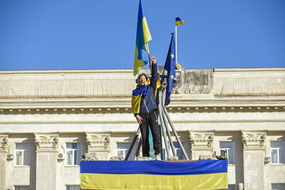 Ένας χρόνος από τη ρωσική εισβολή στην Ουκρανία: Αυξάνεται η διεθνής στρατιωτική βοήθεια στο Κίεβο