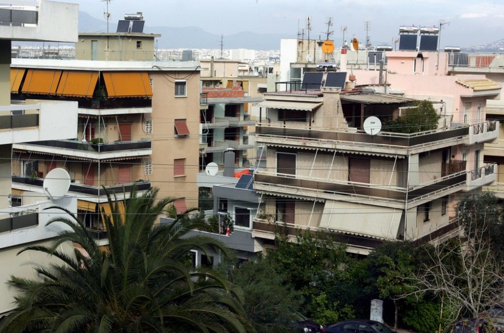 Το κόστος στέγασης νοικοκυριών στην Ελλάδα, έχει μειωθεί σημαντικά σε σύγκριση με την προηγούμενη δεκαετία