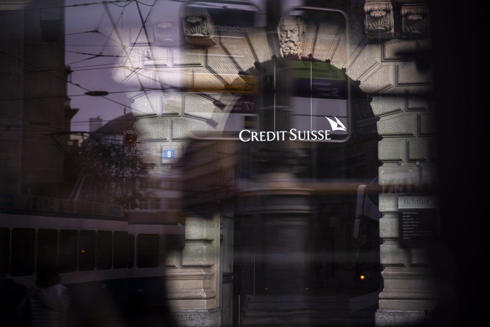 Κρίσιμο σαββατοκύριακο για την Credit Suisse  για να αποφευχθεί μια «μαύρη Δευτέρα»