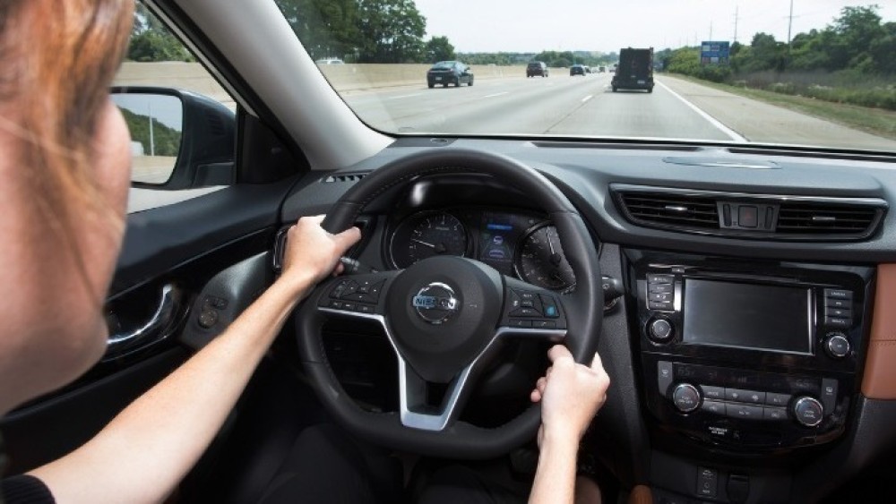 Εξελίσσονται τα συστήματα κλιματισμού στα αυτοκίνητα λόγω υψηλής κατανάλωσης στα ηλεκτρικά