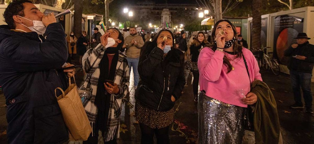 Ισπανία: Χορωδίες από όλο τον κόσμο τραγουδούν για την ειρήνη στην Ουκρανία