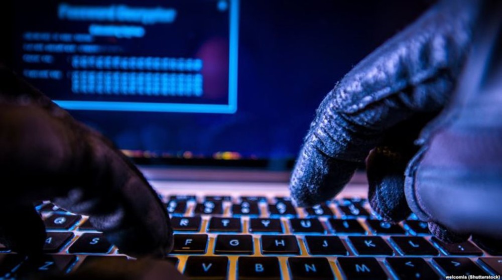 Εξαρθρώθηκε εγκληματική οργάνωση που διέπραττε ηλεκτρονικές απάτες &#8211; Στα 2 εκατ. ευρώ η λεία