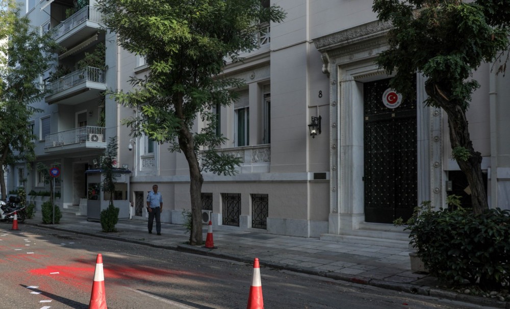 Ευχές για καλό Πάσχα στα ελληνικά από την τουρκική πρεσβεία