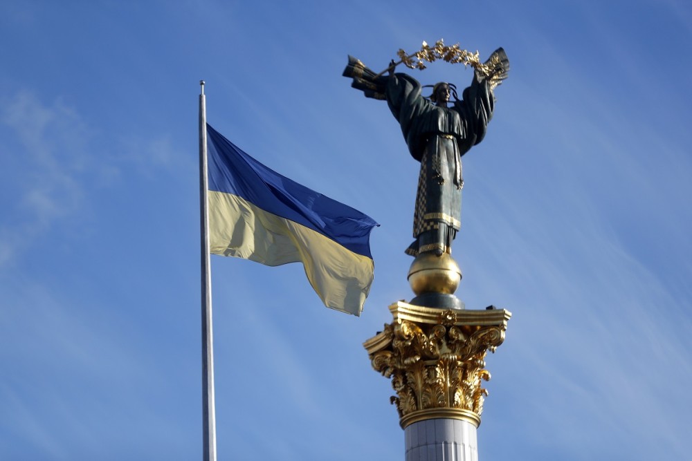 Κίεβο: Απελεύθερωση της Κριμαίας με κάθε όπλο που δεν είναι απαγορευμένο
