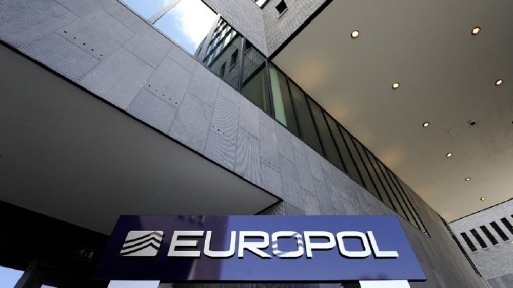 Europol: Σύλληψη 288 ατόμων που δραστηριοποιούνταν στο σκοτεινό διαδίκτυο