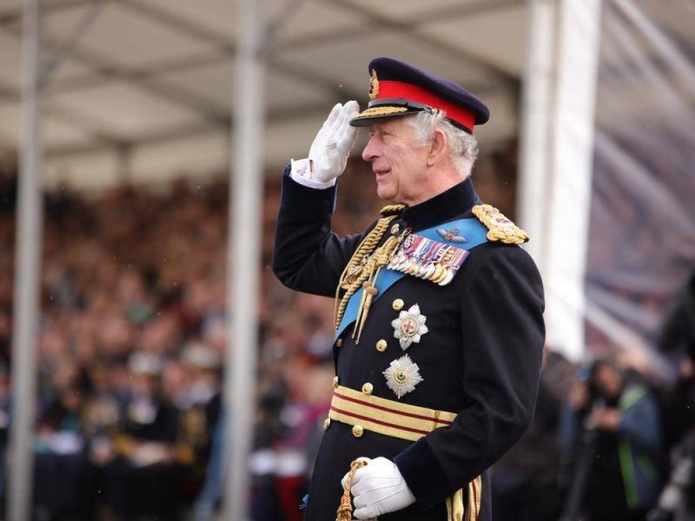 Βρετανία: ο βασιλιάς Κάρολος δεν ευκαιρεί να δει τον πρίγκιπα Χάρι
