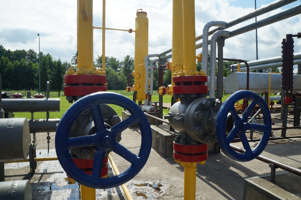 Πέντε έργα δικτύου φυσικού αερίου σε δημόσια κτήρια της Πελοποννήσου εντάχθηκαν στο ΕΣΠΑ