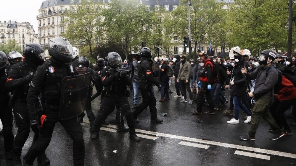 Γαλλία: Επεισόδια στις συγκεντρώσεις της Πρωτομαγιάς