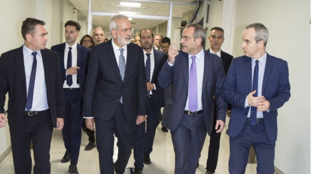 Την ΕΡΤ επισκέφθηκε ο πρωθυπουργός Ιωάννης Σαρμάς (Φωτο)
