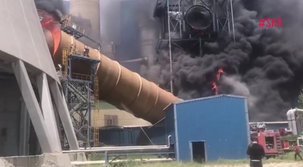 Τουρκία: Μεγάλη φωτιά σε θερμοηλεκτρικό εργοστάσιο στο Καχραμανμαράς (Βίντεο)