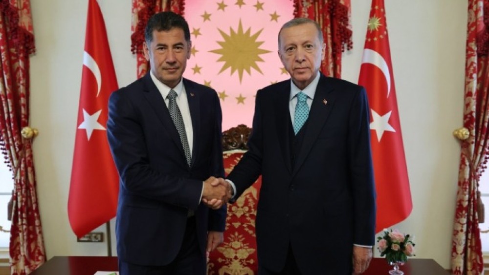 Τουρκία: Στηρίζει Ερντογάν ο ακροδεξιός Ογάν στον δεύτερο γύρο των εκλογών
