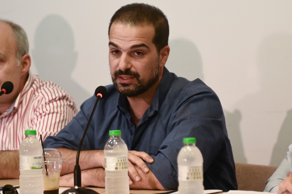 ΣΥΡΙΖΑ: Περιμένει να κάνει την κίνηση ο Σακελλαρίδης