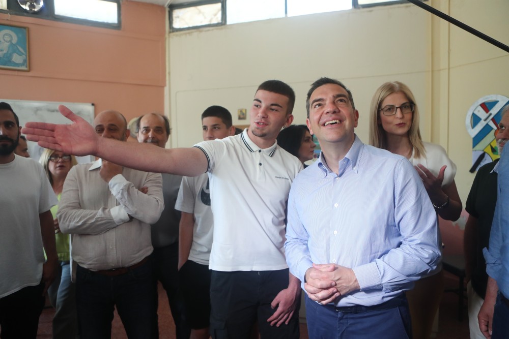 Εκλογές 2023 - «Εθνικοί τυμβωρύχοι»: υποκρισία και fake news ΣΥΡΙΖΑ για την Υγεία
