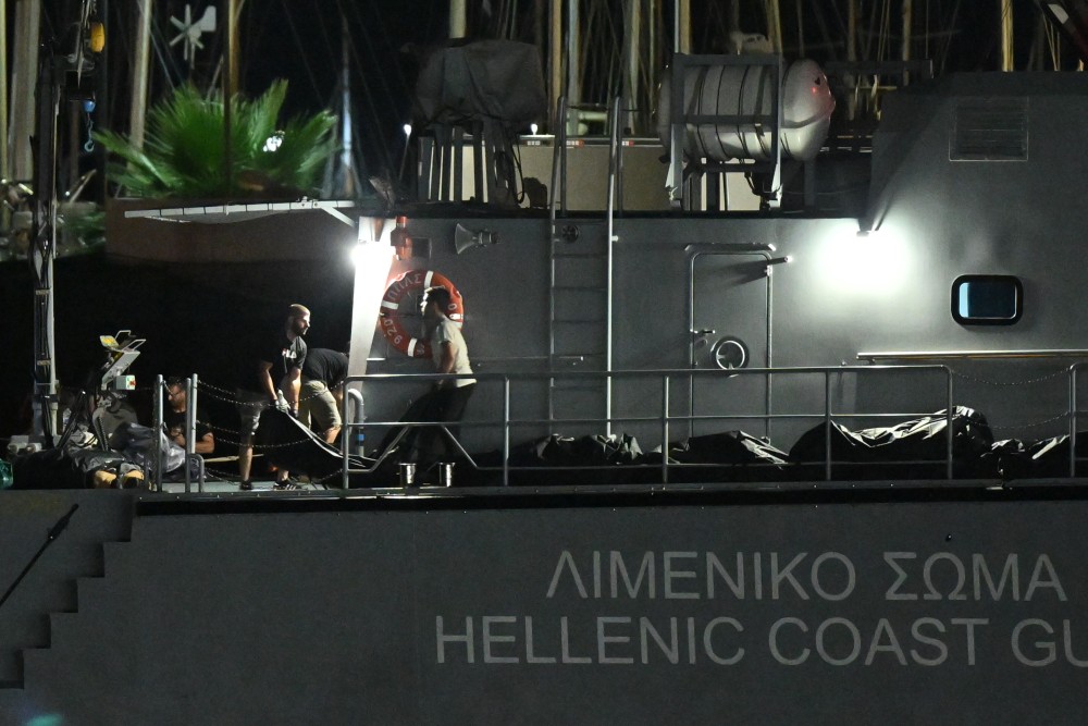 Ναυάγιο - Πύλος: Το Λιμενικό διαψεύδει το BBC - «Το σκάφος διένυσε 30 ν.μ. από τον εντοπισμό μέχρι τη βύθισή του»
